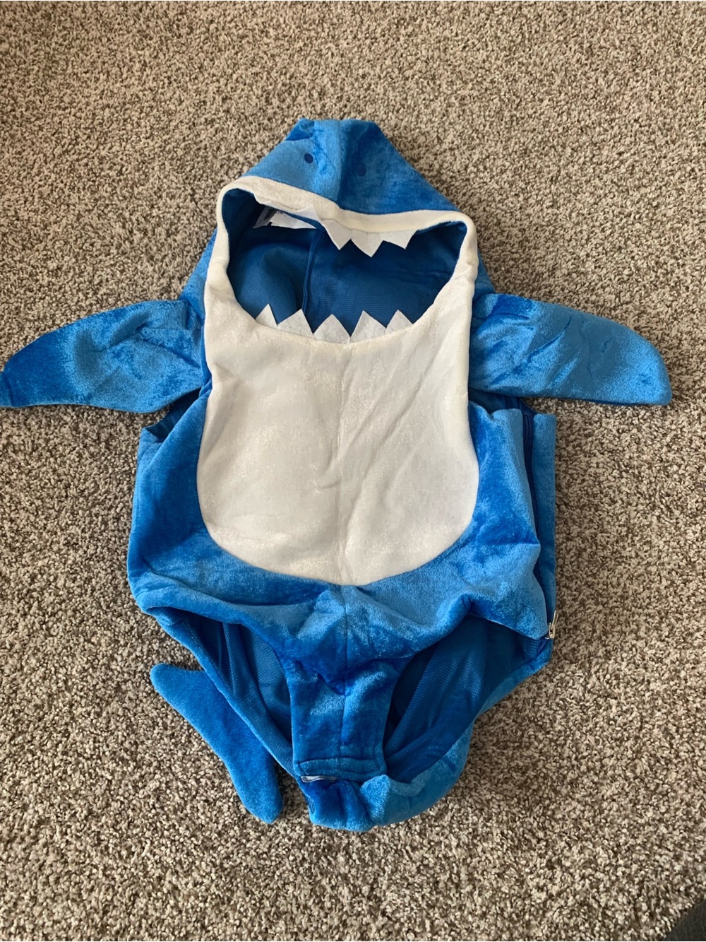 Small kids Nickelodeon Blue Shark Hooded Costume with White Belly - Halloween